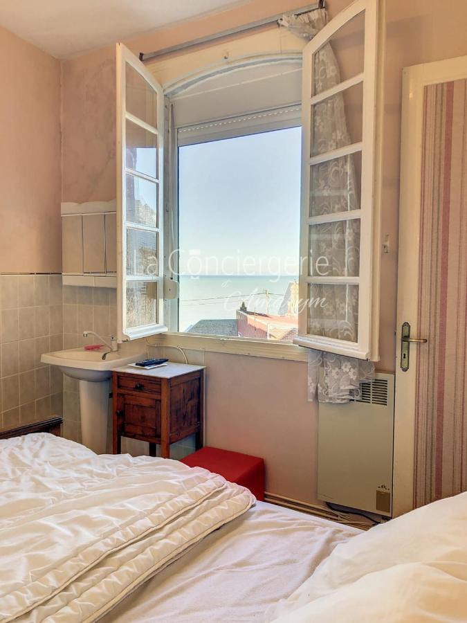 Ad 30 - Appt Balcon 2 Chambres Et A Ault Exterior photo